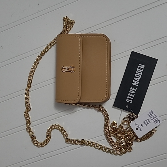 Steve Madden Handbags - Steve Madden Micro Belt Bag with Gold Chain (NWT)